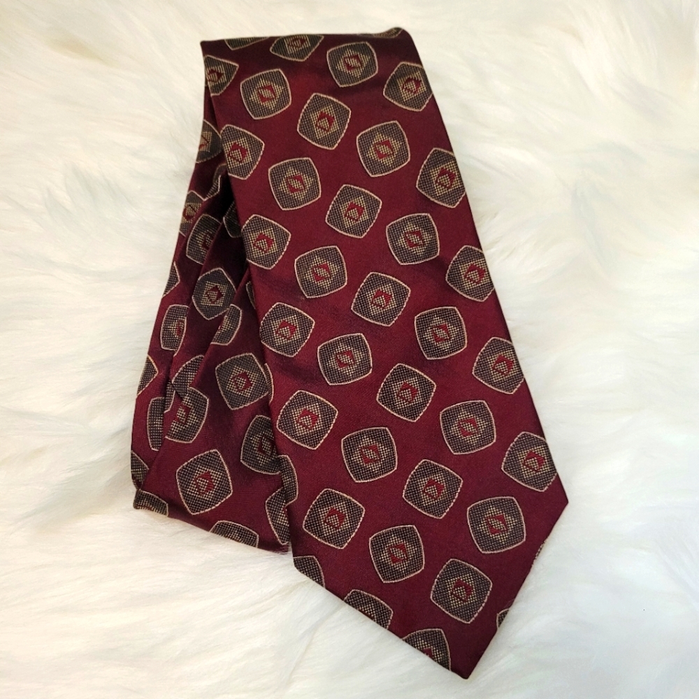 Vintage silk tie from Patrick Francis Ireland